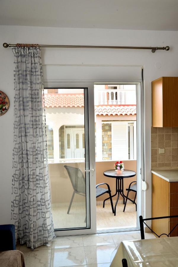 Antonios Apartments Archangelos  Buitenkant foto